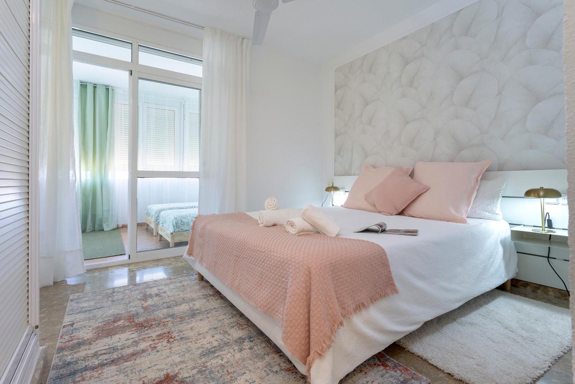 Sunstay Luxe Flat III Playamar Торемолинос Екстериор снимка